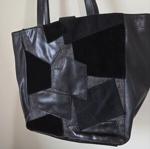 Black tote